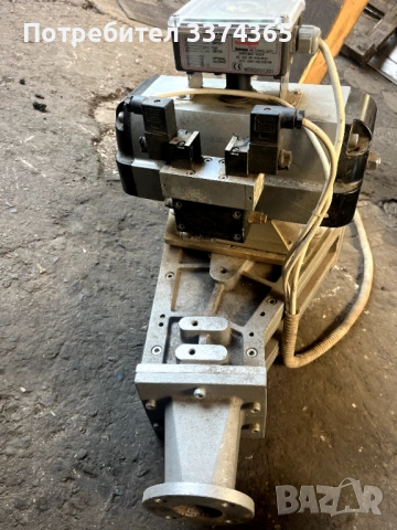 Двигатели и възли от машини за ХВП, снимка 13 - Други машини и части - 53951582
