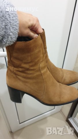 Боти естествен велур  Zara