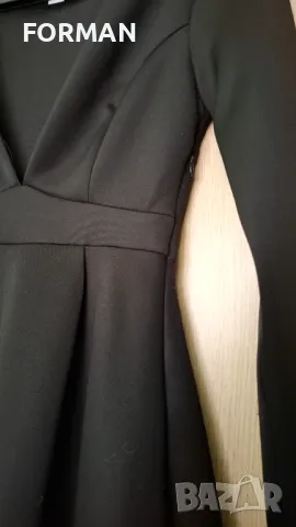 СТРАХОТНА черна рокля с дълбоко деколте, снимка 2 - Рокли - 48148905