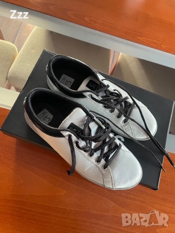 Дамски маратонки Adidas , снимка 2 - Маратонки - 44166385