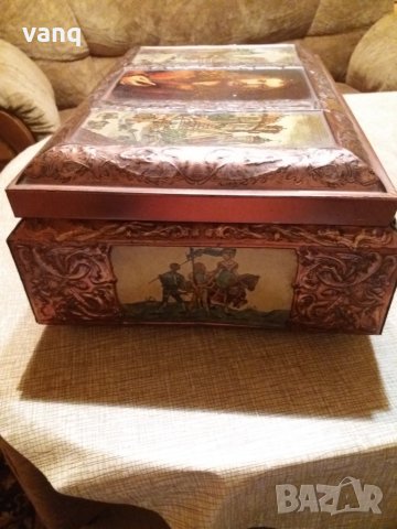 Голяма антична кутия от Е.Ото Шмит.Германият, снимка 1 - Антикварни и старинни предмети - 30224731