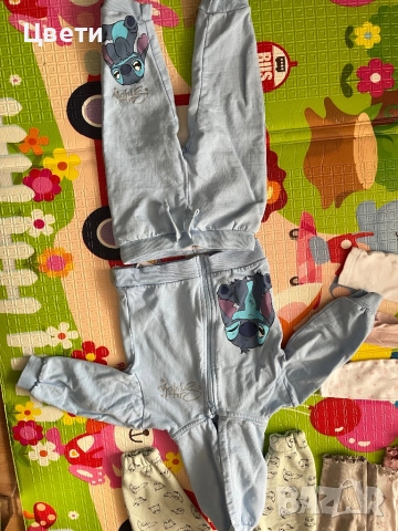 Лот от зимни дрешки за дете на 1 година, снимка 9 - Бебешки якета и елеци - 52138426