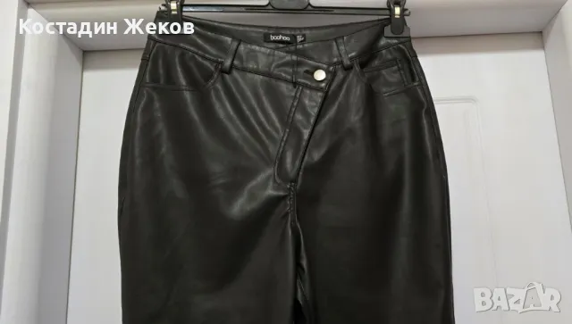 Нов. Дамски оригинален панталон кожен.  boohoo , снимка 3 - Панталони - 49212506