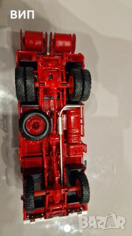 Пожарен автомобил Берлие Berliet 1:43, снимка 5 - Колекции - 54071445
