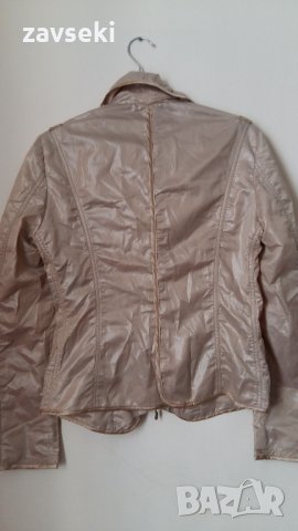 Страхотни дамски  пролетно-есенни якета , снимка 8 - Якета - 29922195