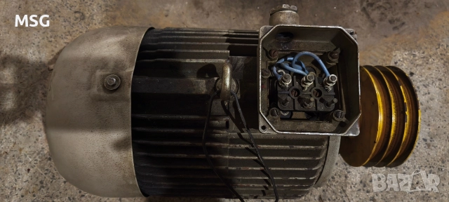 Трифазен Ел.двигател електромотор 11 кВ / 2900 оборота, снимка 2 - Електродвигатели - 52677198