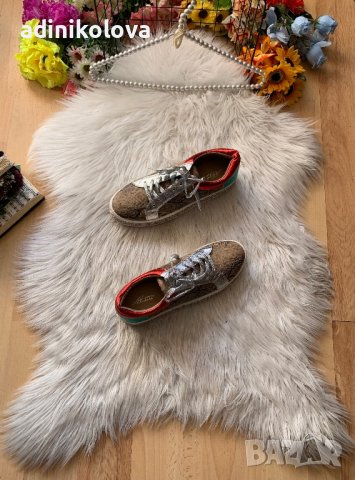 Нови цветни обувки, снимка 2 - Дамски ежедневни обувки - 42780564