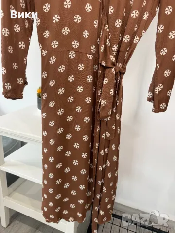 Рокля в размер M, снимка 6 - Рокли - 48168096