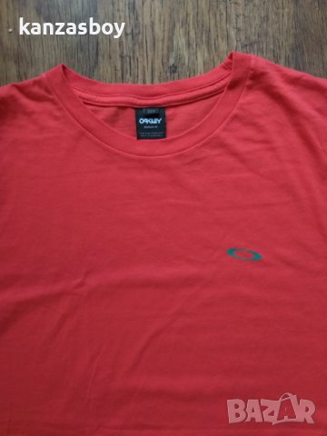oakley - страхотна мъжка тениска, снимка 3 - Тениски - 40251451