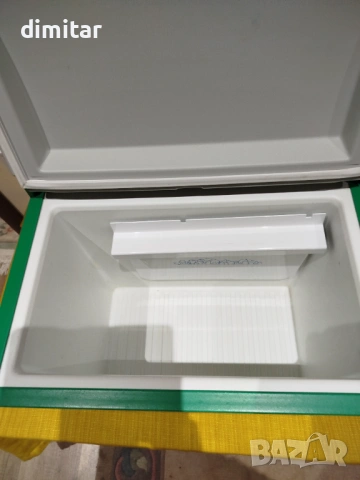 Хладилник ракла ELECTROLUX - 12/ 220 V- GAS, снимка 3 - Хладилни чанти - 54291423