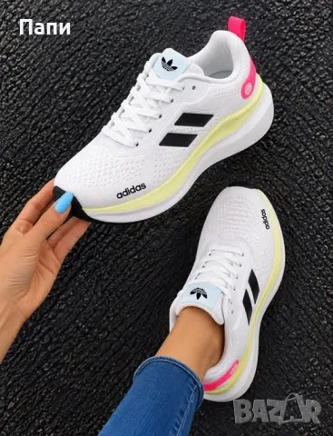 Дамски маратонки Adidas 