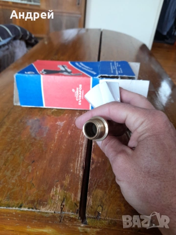 Стар водопроводен вентил,кран, снимка 4 - Други ценни предмети - 54044704