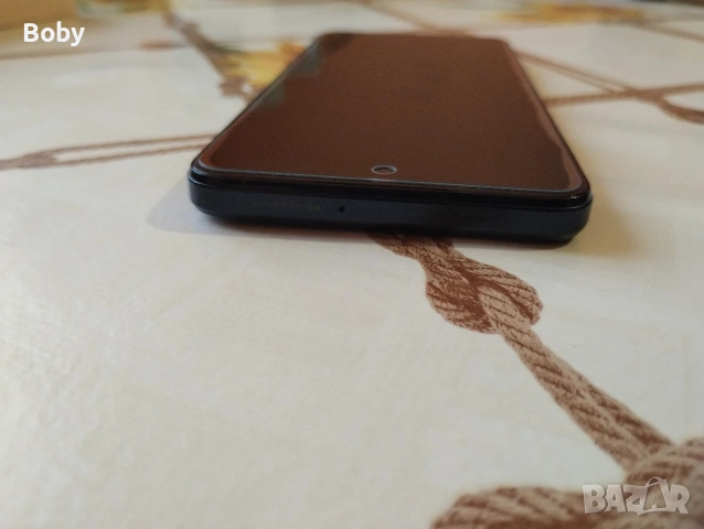 Motorola Moto G54 със слушалки, 2 калъфа и протектори, снимка 4 - Motorola - 53285464