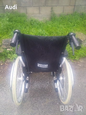 Сгъваема инвалидна рингова количка със степенки Марка: INVACARE Ширина на седалката 45см Дълбочина 4, снимка 5 - Инвалидни колички - 54009941