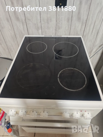 Готварска печка Electrolux, използвана, снимка 2 - Печки, фурни - 52906152