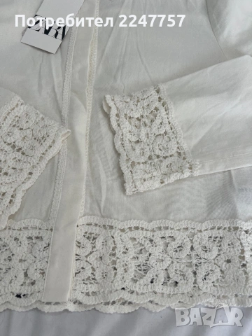 Ново връхно на Zara размер М, снимка 2 - Ризи - 54350585