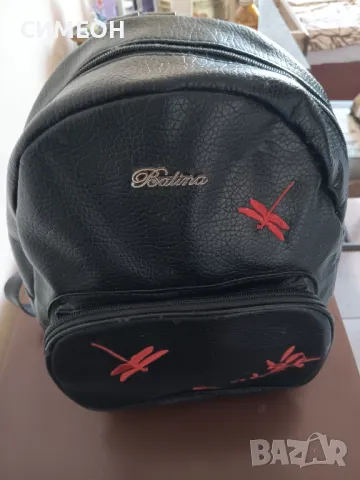 ДАМСКА ЧЕРНА КОЖЕНА РАНИЧКА , снимка 4 - Чанти - 47683251