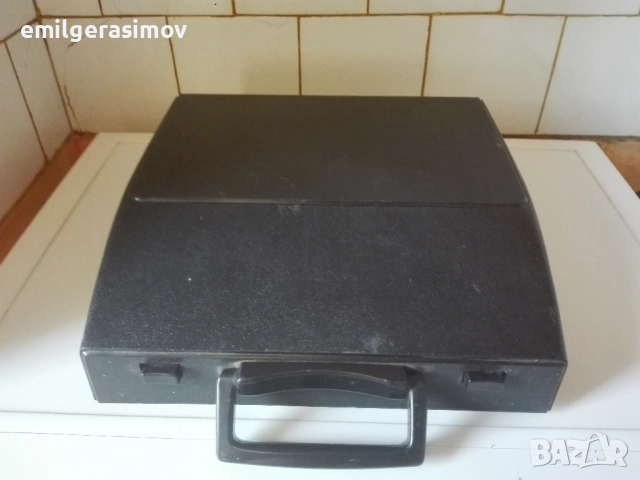 Микроскоп , пишеща машина и мелница за кафе., снимка 13 - Други стоки за дома - 50492201