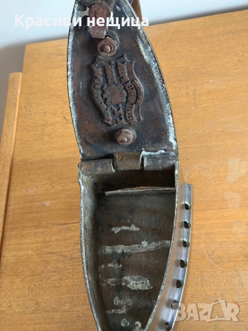 Стара бронзова ютия на жар, снимка 8 - Други ценни предмети - 53187524