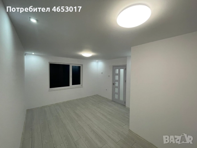 Продавам етаж от къща 