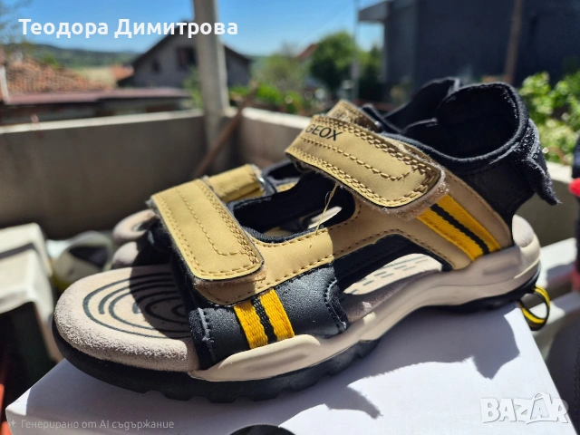 Детски сандали Geox Borealis, размер 34, снимка 4 - Детски сандали и чехли - 54328093