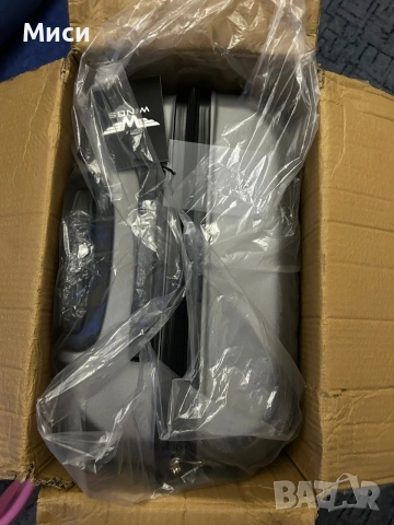 Голям куфар "Wings Gannet"28, снимка 11 - Куфари - 54000619