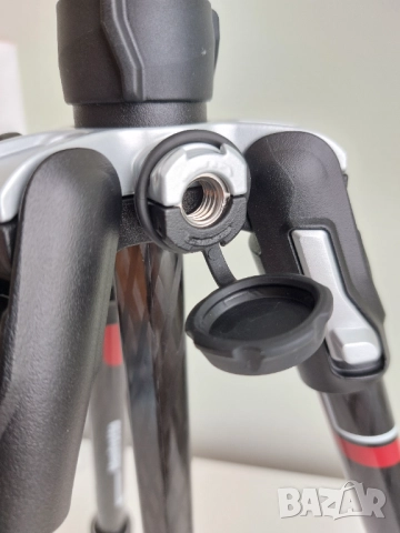 Чисто нов карбонов статив Manfrotto Advanced MKBFRTC4-BH , снимка 4 - Чанти, стативи, аксесоари - 52249724