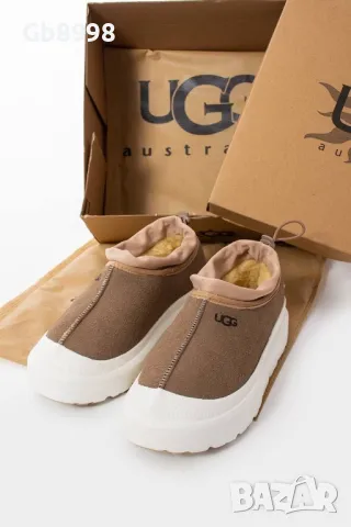 Обувки ХИТ UGG, снимка 1 - Дамски ежедневни обувки - 47452477