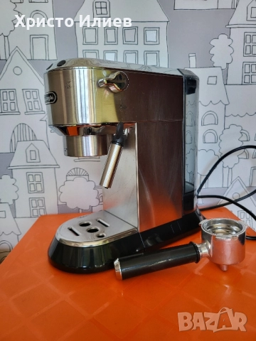 DeLonghi Dedica Кафемашина с ръкохватка, снимка 7 - Кафемашини - 51935839