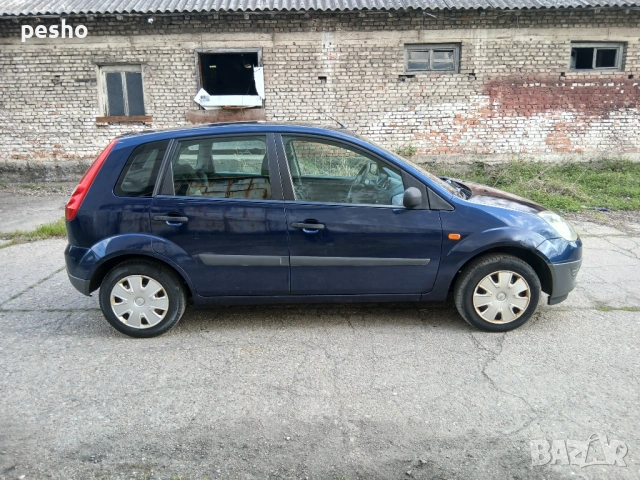 Форд фиеста 1.4i, снимка 4 - Автомобили и джипове - 54334954