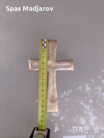 Бронзов кръст , снимка 2 - Антикварни и старинни предмети - 47564809