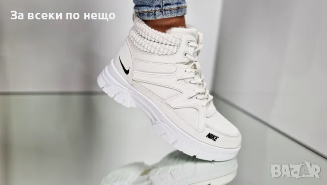 Дамски маратонки Nike - Бели или Черни, снимка 5 - Маратонки - 48289146