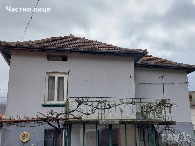 къща с двор и гараж с.Марица от собственик 