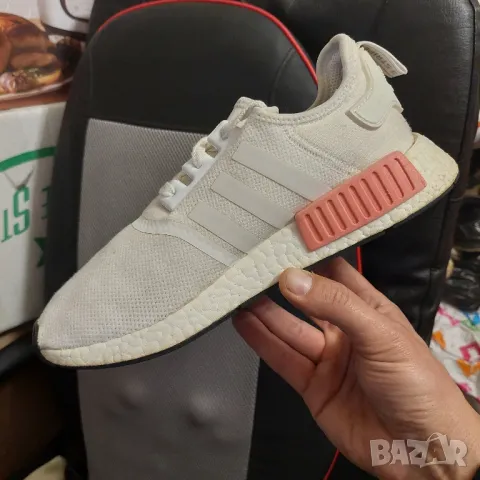 оригинални маратонки  ADIDAS NMD R1 номер 41,5-42, снимка 16 - Маратонки - 38276469