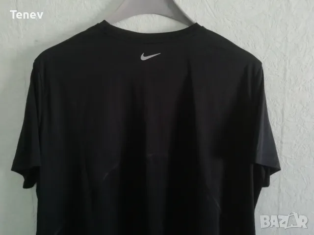 Nike Running оригинална нова дамска черна спортна тениска XL , снимка 4 - Тениски - 47901382
