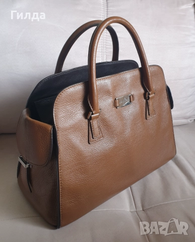 Michael Kors чанта естествена кожа налична, снимка 2 - Чанти - 51883515