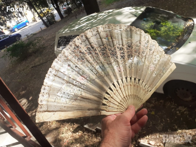 Антикварно дамско ветрило от кост и коприна 19 век
