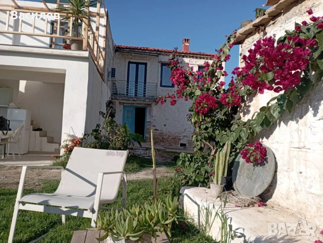 Продавам каменна къша в Агиос Николаос/ Ситония