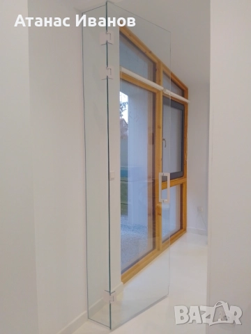 Стъклар за София на адрес.