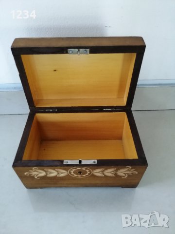 Дървена кутия 16 х 10.5 h 10 см. , снимка 4 - Други стоки за дома - 40144507