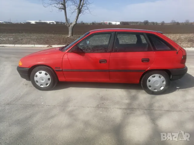 Продавам Опел Астра 1.6 моно бензин , снимка 3 - Автомобили и джипове - 49484634