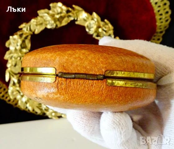 Френски механичен часовник,будилник Jaz,рубини,кожа. , снимка 9 - Антикварни и старинни предмети - 53249622