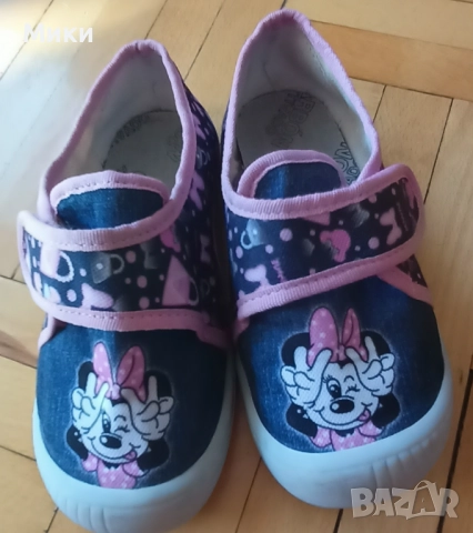 Детски пантофи за момиче номер 31, дължина на стелката 18.5 см, снимка 2 - Детски пантофи - 51815997