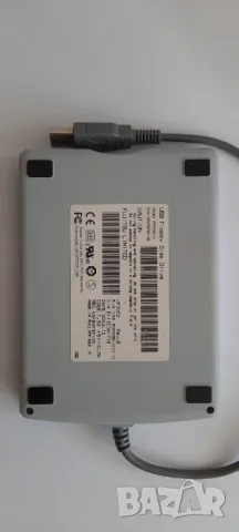 USB Flopy Disk Drive FUJITSU Model: FPCFDD12 флопи, снимка 2 - USB Flash памети - 34925022