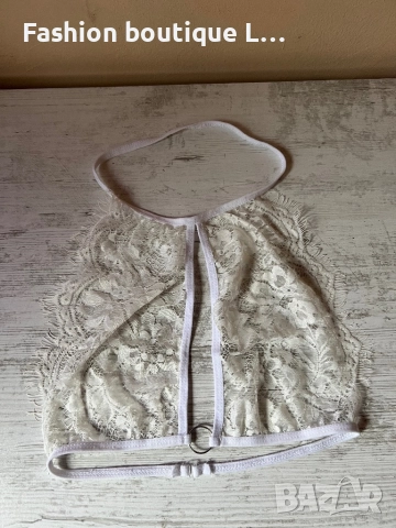 Бяло дантелено бюстие 🤍