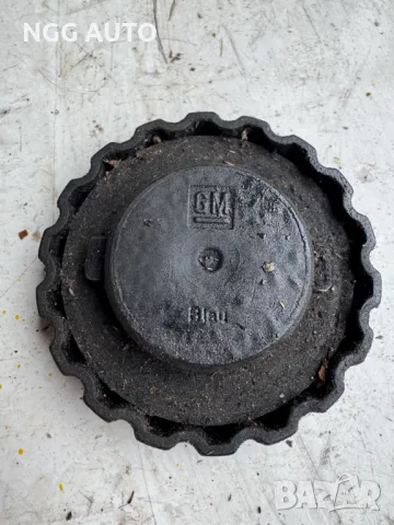 Капачка Масло за Опел, Opel, снимка 3 - Части - 48304405
