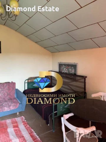 Къща с гараж в село Любеново, обл. Хасково, снимка 11 - Къщи - 50571052