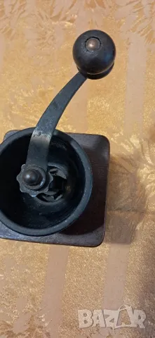 Ретро мелничка за кафе , снимка 10 - Антикварни и старинни предмети - 48331545