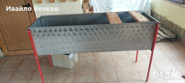 Вана за разпечатане на пчелни пити