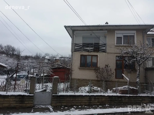 Самостоятелна масивна къща, снимка 3 - Къщи - 52288350